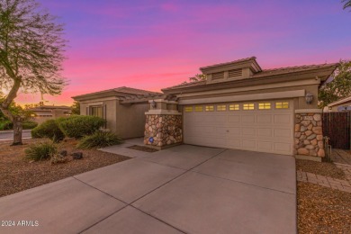 Welcome to this stunning  4beds/2 baths Ranch style home on Palm Valley Golf Club  in Arizona - for sale on GolfHomes.com, golf home, golf lot