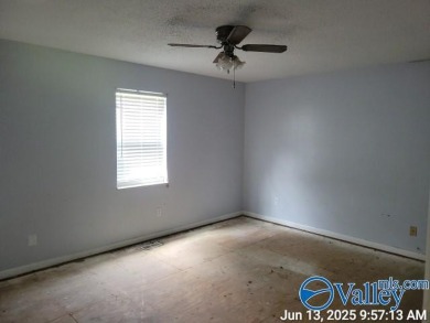 ATTALLA - Near Big Wills Creek Golf Course.  This 3 bedroom, 2 on Wills Creek Country Club in Alabama - for sale on GolfHomes.com, golf home, golf lot
