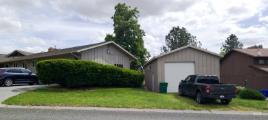 RIVER VIEW home on the golf course with a 20 X 36' SHOP. Endless on Lewiston Golf and Country Club in Idaho - for sale on GolfHomes.com, golf home, golf lot