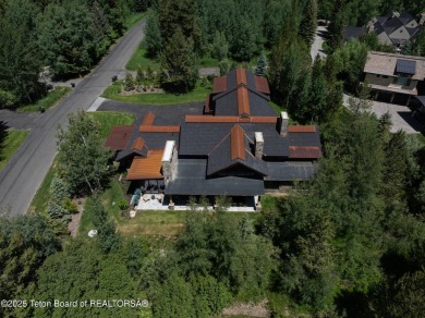 Brand New Luxury Home in Teton Pines  Completed 2024.

Nestled on Teton Pines Golf Club in Wyoming - for sale on GolfHomes.com, golf home, golf lot