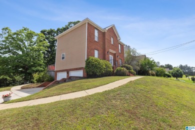 Welcome to this beautifully maintained 3-bedroom, 2.5-bathroom on Timberline Golf Club in Alabama - for sale on GolfHomes.com, golf home, golf lot