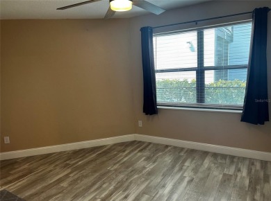 THIS cozy 1-bedroom, 1-bathroom condo offers 675 sq ft of modern on Ventura Country Club in Florida - for sale on GolfHomes.com, golf home, golf lot