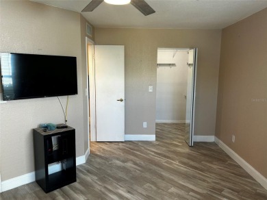 THIS cozy 1-bedroom, 1-bathroom condo offers 675 sq ft of modern on Ventura Country Club in Florida - for sale on GolfHomes.com, golf home, golf lot