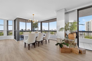 Excepcional opportunity in Mystic Pointe , Aventura city. Corner on Turnberry Isle Resort and Club in Florida - for sale on GolfHomes.com, golf home, golf lot