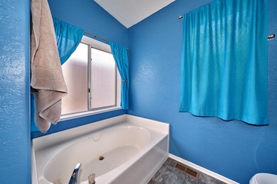 Nicely updated home located on a quiet street in Tri Palm on The Club At Shenandoah Springs in California - for sale on GolfHomes.com, golf home, golf lot