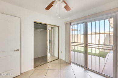 Move-in ready and freshly updated, this 1-bedroom, 1-bath home on Sun City Lakes West and East in Arizona - for sale on GolfHomes.com, golf home, golf lot