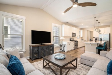 This beautiful 3-bedroom, 2.5-bath home is in the on Arrowhead Country Club in South Carolina - for sale on GolfHomes.com, golf home, golf lot