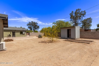 Upgrades! Additional Room/office 300sqGorgeous 3-bedroom gem! on Randolph Park Golf Courses in Arizona - for sale on GolfHomes.com, golf home, golf lot