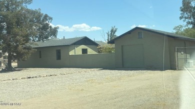 Upgrades! Additional Room/office 300sqGorgeous 3-bedroom gem! on Randolph Park Golf Courses in Arizona - for sale on GolfHomes.com, golf home, golf lot