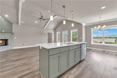 Welcome to this beautiful three-bedroom, two-bathroom new on Holiday Island Executive Golf Course in Arkansas - for sale on GolfHomes.com, golf home, golf lot