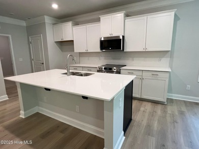 New home in Palmetto Creek. The 1709 plan features 3 bedrooms on Lennon Hills Golf Course in North Carolina - for sale on GolfHomes.com, golf home, golf lot