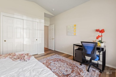 This lovely single level home in a gated community offers easy on Ridgecrest Golf Course in Idaho - for sale on GolfHomes.com, golf home, golf lot