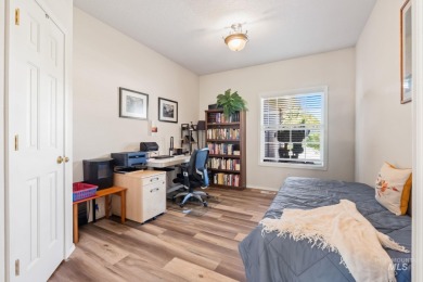 This lovely single level home in a gated community offers easy on Ridgecrest Golf Course in Idaho - for sale on GolfHomes.com, golf home, golf lot