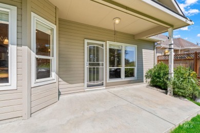 This lovely single level home in a gated community offers easy on Ridgecrest Golf Course in Idaho - for sale on GolfHomes.com, golf home, golf lot