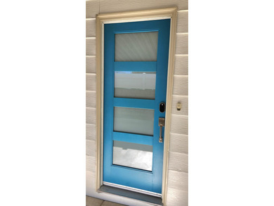 This tastefully remodeled home boasts a wide range of on Palm Desert Greens Country Club in California - for sale on GolfHomes.com, golf home, golf lot