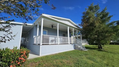Welcome to this stunning 2018 manufactured home located in a on Blue Heron Pines Golf Course in Florida - for sale on GolfHomes.com, golf home, golf lot