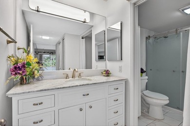 Lovely, bright & well maintained 1bed/1bath FIRST FLOOR in on Wynmoor Golf Course in Florida - for sale on GolfHomes.com, golf home, golf lot