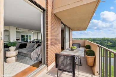 Renovated Luxury in Wood Dale's Dominion Tower.    Spacious 1800 on Maple Meadows Golf Club in Illinois - for sale on GolfHomes.com, golf home, golf lot