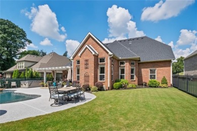 Beautifully updated golf course home in a gated community in the on Shadow Valley Country Club in Arkansas - for sale on GolfHomes.com, golf home, golf lot