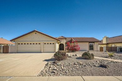 Welcome to your new cozy retreat, a one-owner home that has been on The Lakes at Ahwatukee in Arizona - for sale on GolfHomes.com, golf home, golf lot