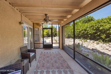 Charming 3 bedroom +den cul-de-sac home in a quiet on Omni Tucson National Golf Resort and Spa - Sonoran in Arizona - for sale on GolfHomes.com, golf home, golf lot