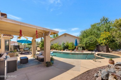 Charming 3 bedroom +den cul-de-sac home in a quiet on Omni Tucson National Golf Resort and Spa - Sonoran in Arizona - for sale on GolfHomes.com, golf home, golf lot