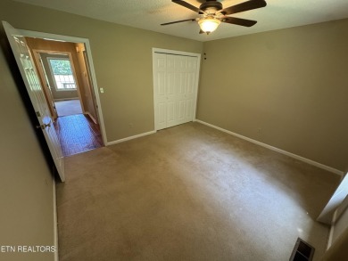 Elegant Golf Course Living in Tellico Village.

East on Toqua Golf Course - Loudon County in Tennessee - for sale on GolfHomes.com, golf home, golf lot