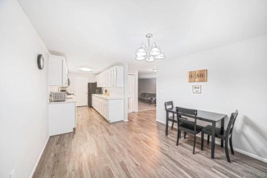 Welcome to 268 Brettonwoods Drive, a move-in-ready 3-bedroom, 1 on Bretton Woods Country Club in New York - for sale on GolfHomes.com, golf home, golf lot