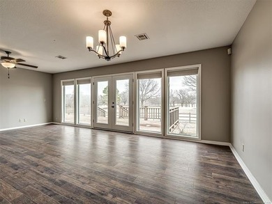 RARE QUAIL RIDGE IV GEM! INSTANT EQUITY!! Stunning home situated on Adams Municipal Golf Course in Oklahoma - for sale on GolfHomes.com, golf home, golf lot