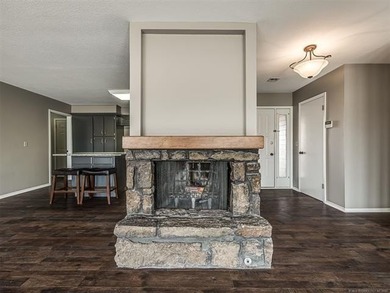 RARE QUAIL RIDGE IV GEM! INSTANT EQUITY!! Stunning home situated on Adams Municipal Golf Course in Oklahoma - for sale on GolfHomes.com, golf home, golf lot