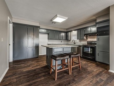 RARE QUAIL RIDGE IV GEM! INSTANT EQUITY!! Stunning home situated on Adams Municipal Golf Course in Oklahoma - for sale on GolfHomes.com, golf home, golf lot