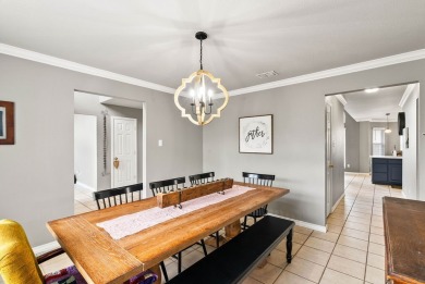 132 St Andrews | Rockport Country Club. A spacious and on Rockport Country Club in Texas - for sale on GolfHomes.com, golf home, golf lot