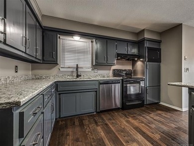 RARE QUAIL RIDGE IV GEM! INSTANT EQUITY!! Stunning home situated on Adams Municipal Golf Course in Oklahoma - for sale on GolfHomes.com, golf home, golf lot