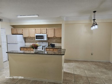 Great Location in desirable Gateway Area.  Nice 2 Bedrooms 2 on Gateway Golf and Country Club in Florida - for sale on GolfHomes.com, golf home, golf lot