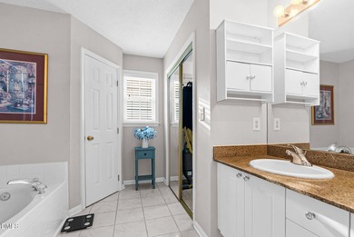 Well-maintained 3 bed 2.5 bath home with a 2-car garage on Hedingham Golf and Athletic Club in North Carolina - for sale on GolfHomes.com, golf home, golf lot