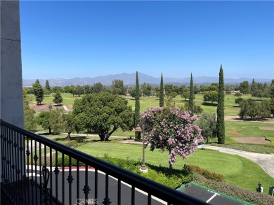 Amazing southwest view from this *San Clemente* cottage.  This on Leisure Village Par 3 Golf Course in California - for sale on GolfHomes.com, golf home, golf lot