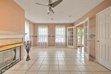 Beautifully maintained Traditional-style Home, sits on a 0.40 on Country Club of Bristol in Tennessee - for sale on GolfHomes.com, golf home, golf lot