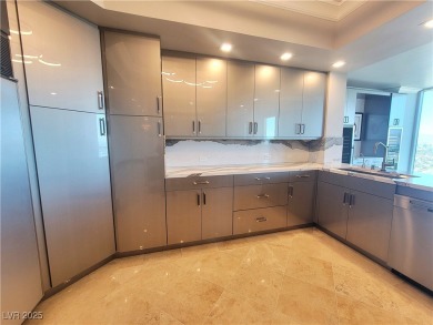 ELEGANT TURNBERRY PLACE PENTHOUSE ON THE 27TH FLOOR. PRIVATE on Las Vegas Country Club in Nevada - for sale on GolfHomes.com, golf home, golf lot