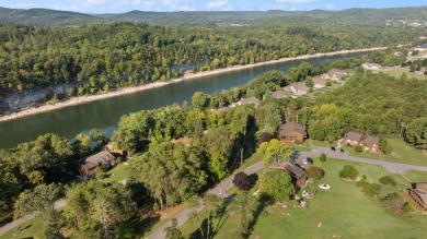 Welcome to easy living at Woodson Bend Resort! This inviting on Woodson Bend Resort in Kentucky - for sale on GolfHomes.com, golf home, golf lot