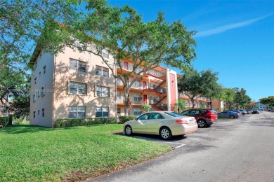 INVESTOR FRIENDLY and MOVE IN READY!! *CAN BE RENTED RIGHT AWAY* on Flamingo Lakes Country Club in Florida - for sale on GolfHomes.com, golf home, golf lot
