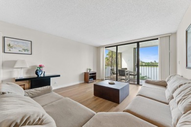 Rarely available 2BR/2.5BA/1,230 sq. ft. condo in desirable on Bonaventure Country Club in Florida - for sale on GolfHomes.com, golf home, golf lot