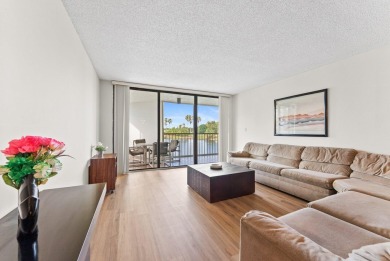 Rarely available 2BR/2.5BA/1,230 sq. ft. condo in desirable on Bonaventure Country Club in Florida - for sale on GolfHomes.com, golf home, golf lot