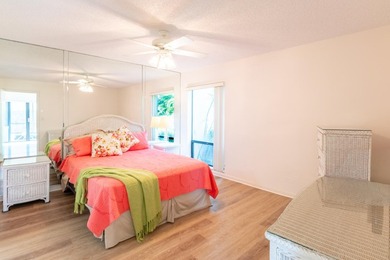 Beautiful fully furnished Corner 2 bedroom 2 bath unit with wrap on The President Country Club in Florida - for sale on GolfHomes.com, golf home, golf lot