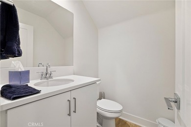 Located in PGA West in the Signature Home gate. This residence on PGA West Private Golf Courses in California - for sale on GolfHomes.com, golf home, golf lot