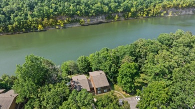 Spacious Lakeview Upper level 3 bedroom 2 full bath condo with a on Woodson Bend Resort in Kentucky - for sale on GolfHomes.com, golf home, golf lot