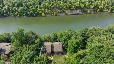 Spacious Lakeview Upper level 3 bedroom 2 full bath condo with a on Woodson Bend Resort in Kentucky - for sale on GolfHomes.com, golf home, golf lot