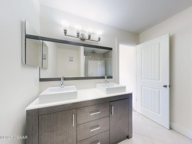 Beautifully redone three story unit with  a Ocean Peak and on Harbour Village Golf and Yacht Club in Florida - for sale on GolfHomes.com, golf home, golf lot