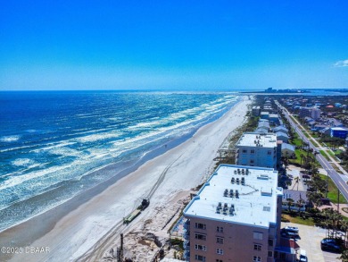 Discover this beautifully renovated three-story unit with an on Harbour Village Golf and Yacht Club in Florida - for sale on GolfHomes.com, golf home, golf lot