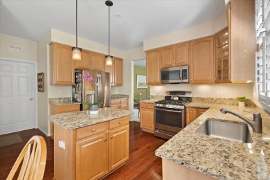 Bright & Spacious 3 bedroom 2.5 bath Ranch in a Vibrant 55+ on Grayslake Golf Course in Illinois - for sale on GolfHomes.com, golf home, golf lot