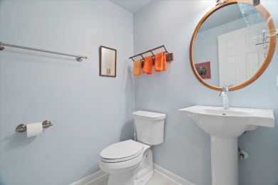 Bright & Spacious 3 bedroom 2.5 bath Ranch in a Vibrant 55+ on Grayslake Golf Course in Illinois - for sale on GolfHomes.com, golf home, golf lot